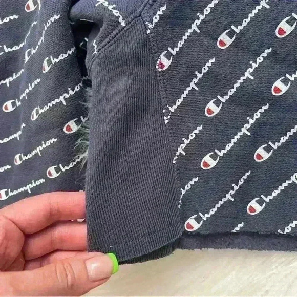 Champion Reverse Weave All Over Spellout Logo Crop Crew Sweatshirt XL - Picture 5 of 7